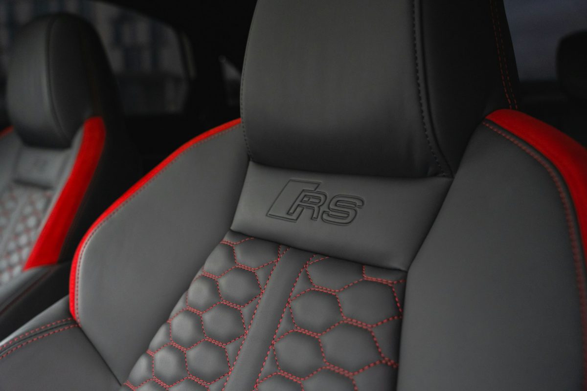EliteCarMasters Audi RS Seat