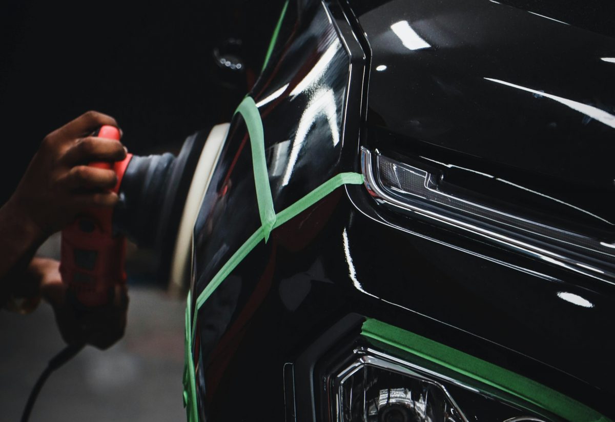 EliteCarMasters Machine Polish